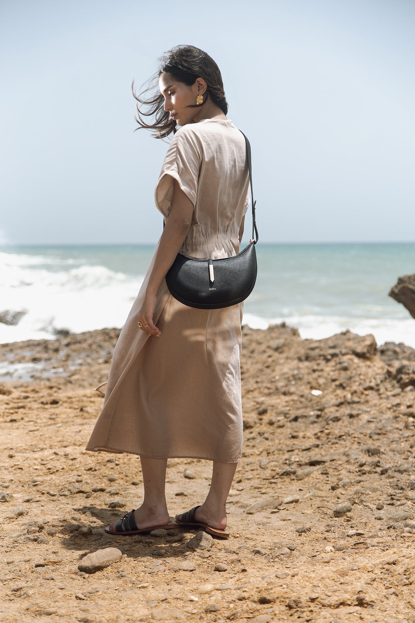Sora Sling - Black